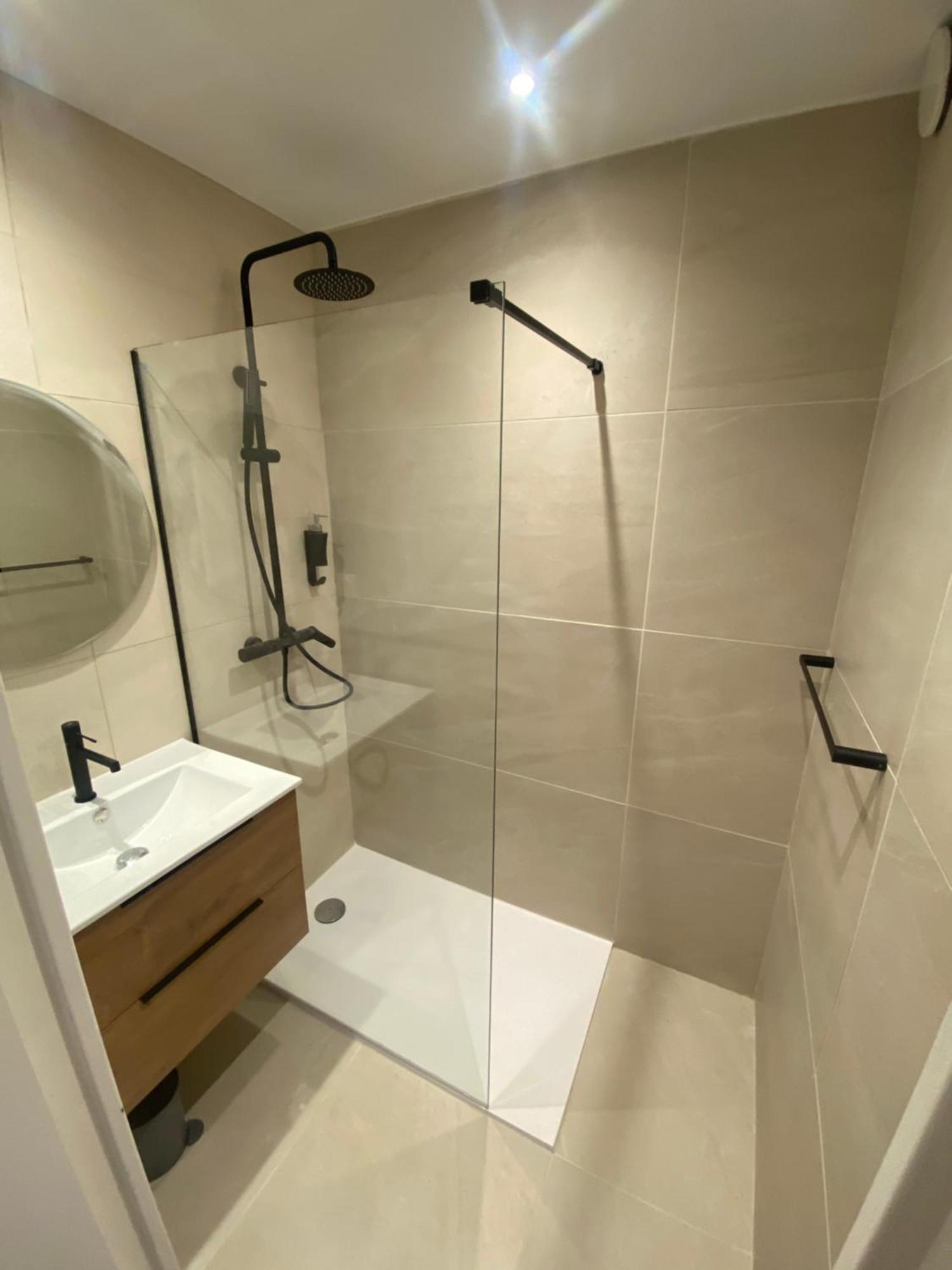 ואלאוריס Appartement Avec Piscine 5 Min A Pieds Des Plages חדר תמונה